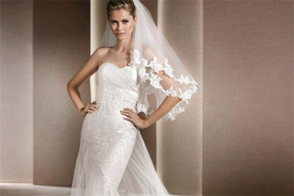 lasposa婚纱官网,西班牙婚纱品牌Lasposa