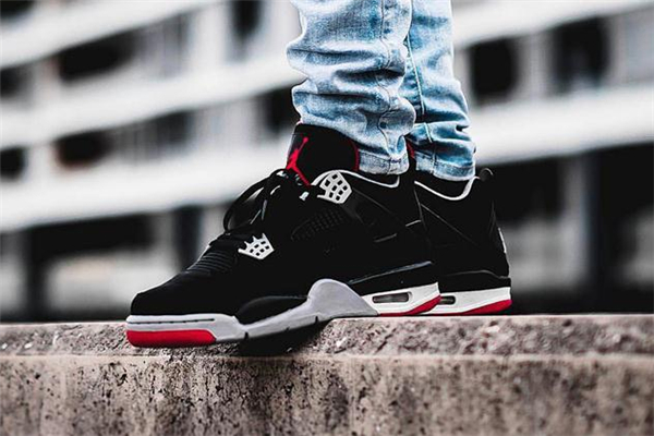 aj4白红复刻,aj4黑红复刻2019