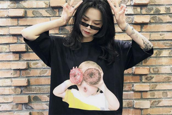 甜甜圈男孩t恤品牌,甜甜圈双肩包真假细节