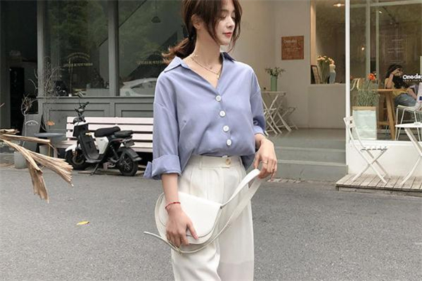 女装纯色衬衫,优雅高贵的衬衫 女装纯色衬衫,优雅高贵的衬衫