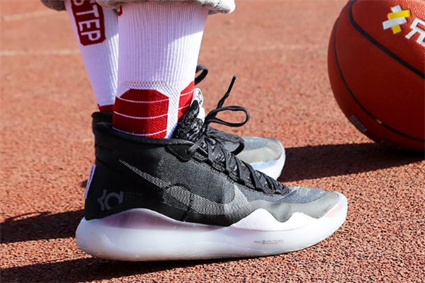 kd12和威少2哪个好,kd13和威少3