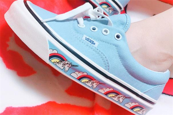 vans有没有出过独角兽的外套,vans独角兽鞋
