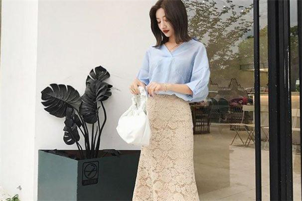 大腿粗穿什么半身裙好看,腿粗适合穿什么样的裙子 大腿粗穿什么半身裙好看,腿粗适合穿什么样的裙子