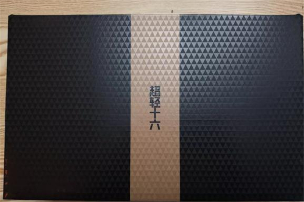 李宁超轻11代跑鞋,李宁超轻13篮球鞋测评