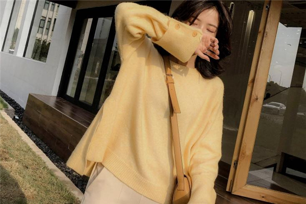 鹅黄色配什么颜色好看图片,鹅黄色配什么颜色好看衣服 鹅黄色配什么颜色好看图片,鹅黄色配什么颜色好看衣服