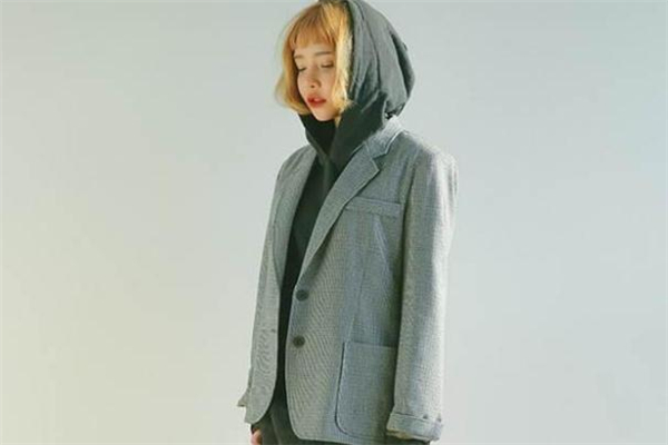 冬天早晚温差大怎么穿衣服,早晚温差大怎么穿衣服女生