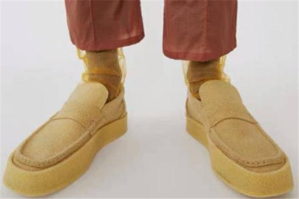 海绵宝宝是什么鞋的品牌吗,豆豆鞋的品牌 海绵宝宝是什么鞋的品牌吗,豆豆鞋的品牌