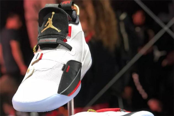 aj33鞋带断了怎么办能修吗,aj33鞋带断了怎么办