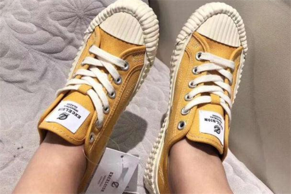 饼干鞋哪个颜色好看,饼干鞋哪个颜色是爆款