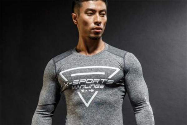 速干面料透气性好吗?,速干面料的优缺点