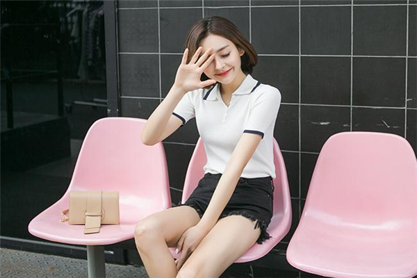 冰丝针织衫怎么搭配好看,冰丝针织女衫