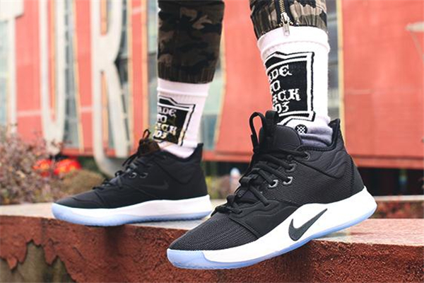 pg篮球鞋适合什么位置,pg3鞋底