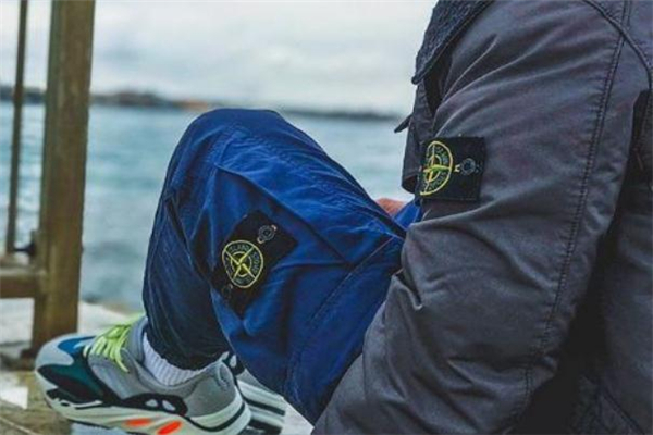 stone island 袖标,stone island标志图片