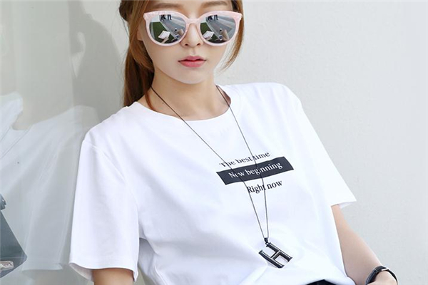 纯棉衣服染色了怎么办,白t恤染色了怎么处理