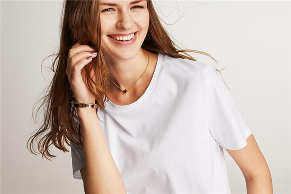 棉的t恤可以用洗衣机,纯棉针织衫可以用洗衣机洗吗