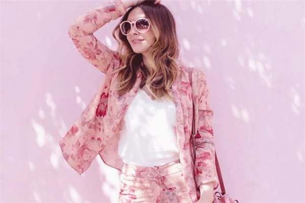 樱花粉配什么颜色好看图片欣赏,樱花粉配什么颜色好看? 樱花粉配什么颜色好看图片欣赏,樱花粉配什么颜色好看?