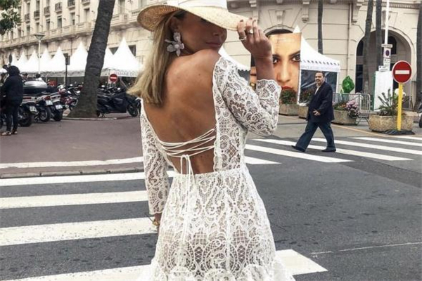 蕾丝裙子洗变形了怎么办,针织裙怎么洗不会变形