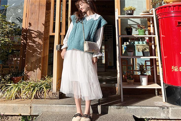 怎样让纱裙不蓬松,纱裙卷起来了怎么办