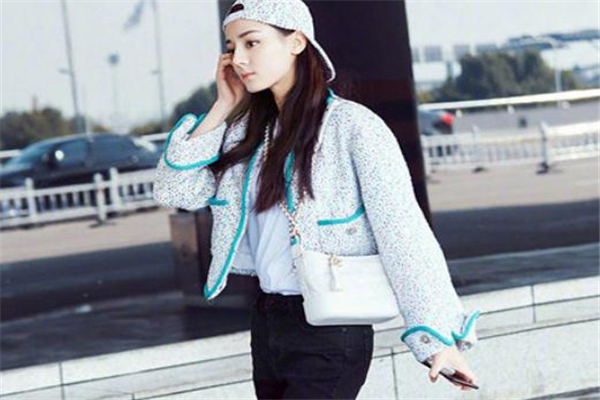 衣服小香风是什么意思,名媛小香风是什么意思