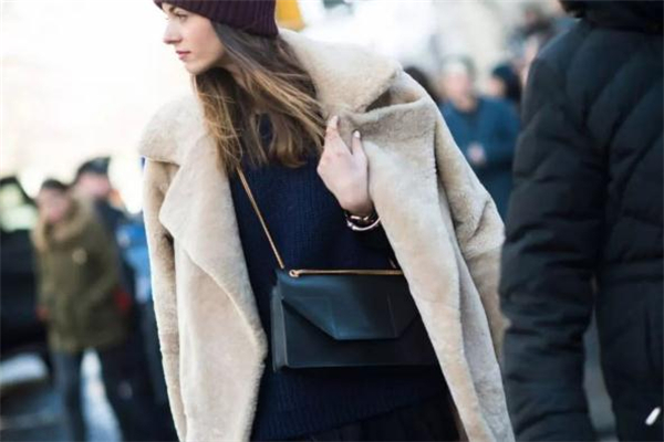 燕麦色属于暖色系吗,什么是燕麦色