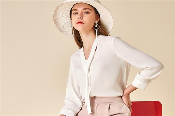 雪纺衫刮破了怎么办 修补方法很简单,雪纺破了怎么补