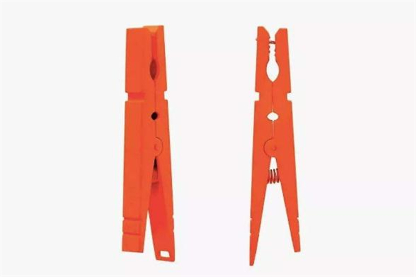 国际一线品牌夹耳耳环,大牌首饰有耳夹吗