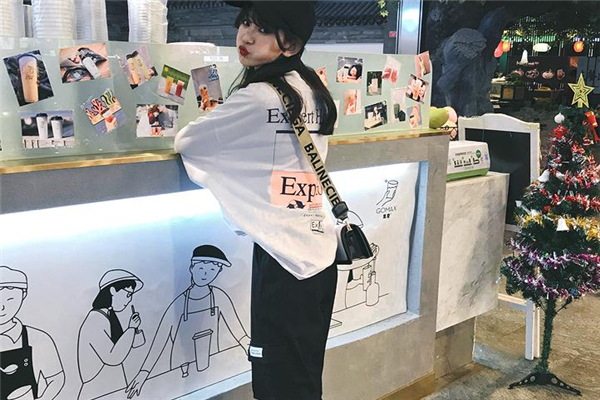 运动裤发黄怎么去除,灰色运动裤发黄怎么洗