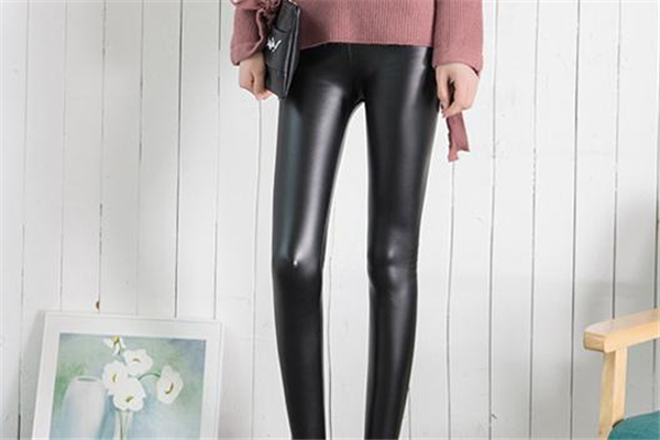 皮裤弄上血怎么处理,皮衣沾血怎么办?