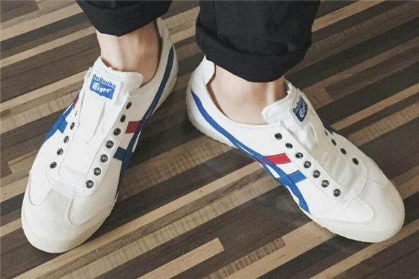 鬼冢虎比新百伦档次高,鬼冢虎值得买吗