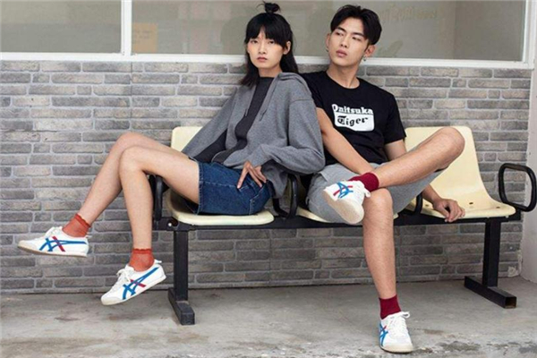 耐克和鬼冢虎的关系,耐克和鬼冢虎哪个舒服