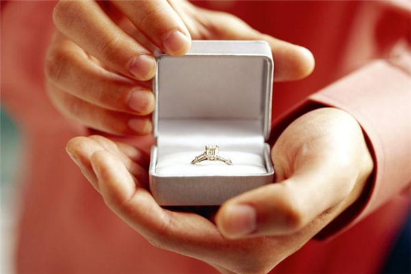 30分钻戒能卖多少钱,30分钻戒多少钱现在