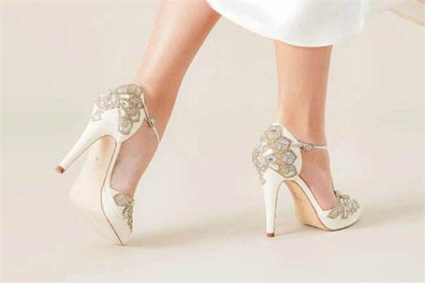 annmah鞋子的价格,jimmychoo婚鞋价格 annmah鞋子的价格,jimmychoo婚鞋价格