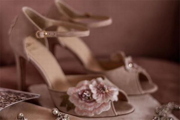 dissona是什么牌子,disaar是什么牌子 dissona是什么牌子,disaar是什么牌子