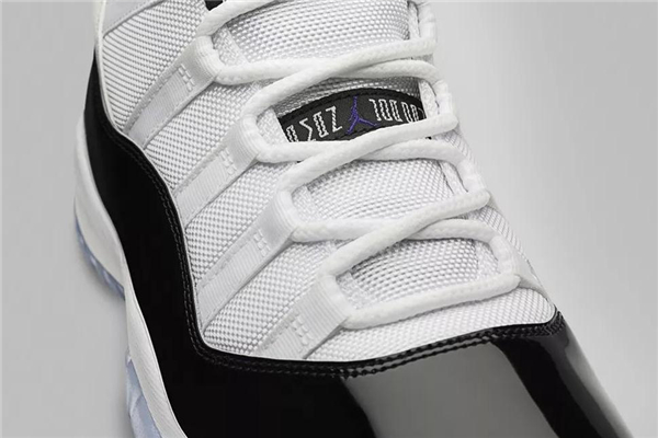 aj11康扣上面白色部分怎么清洗,aj11康扣网面洗完变黑