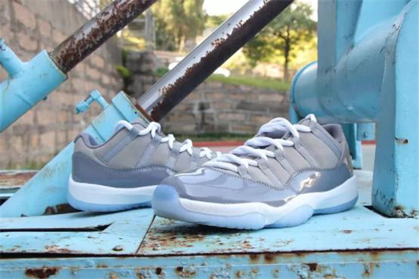 aj11低帮鞋带多长,aj11鞋带是粗的还是细的