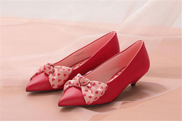 小ck情人节限定包2020多少钱,小ck2020情人节限定