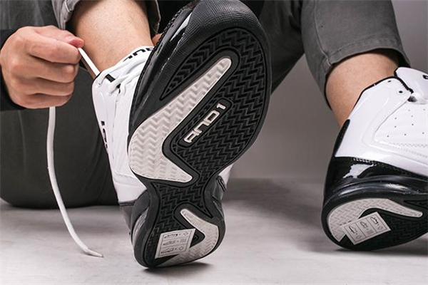 and1是什么牌子篮球鞋,and1是什么牌子