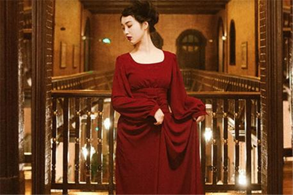 水烟色礼服,星空色礼服