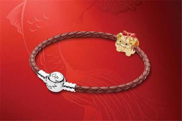 潘多拉红绳手链寓意,潘多拉手链编绳款式