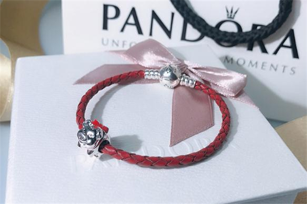 潘多拉本命年红绳手链,潘多拉手链编绳款式