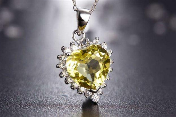 柠檬黄水晶是天然的吗,柠檬晶是什么宝石