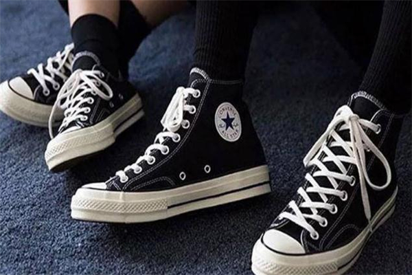 匡威只有帆布鞋吗,匡威帆布鞋有必要买正品吗