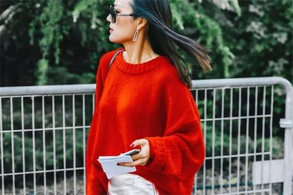 嘉年华红色是什么颜色,福特嘉年华颜色有哪些 嘉年华红色是什么颜色,福特嘉年华颜色有哪些