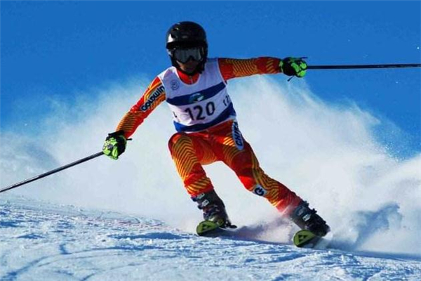 滑雪场的滑雪服可以租吗,滑雪服可以租吗