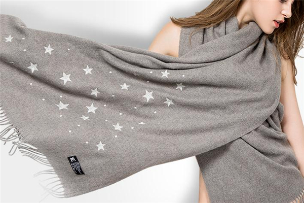 澳大利亚羊毛围巾贵吗,澳洲纯羊毛围巾一般多少钱