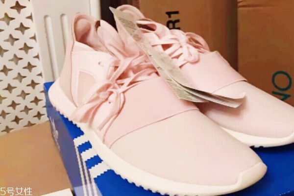 袜子鞋怎么清洗干净,袜子鞋怎么清洗后跟