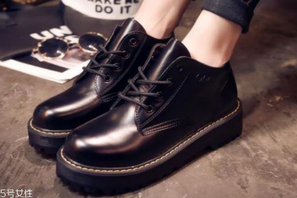 马丁靴皮裂了怎么办,马丁靴皮开裂怎么办 马丁靴皮裂了怎么办,马丁靴皮开裂怎么办