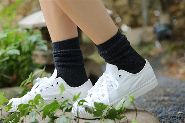 堆堆袜搭配什么鞋子和裤子好看,堆堆袜搭配什么鞋子 堆堆袜搭配什么鞋子和裤子好看,堆堆袜搭配什么鞋子