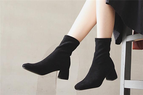 长靴变形怎么办,靴子大了会不会变形