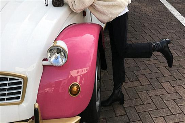 黑皮鞋上有斑点怎么去掉,怎样去掉皮鞋黑斑